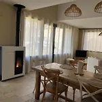 La Grange D'elise Ferienhaus *