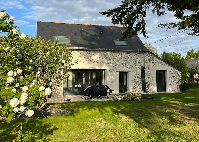 La Grange D'elise Hébergement de vacances Moze-sur-Louet
