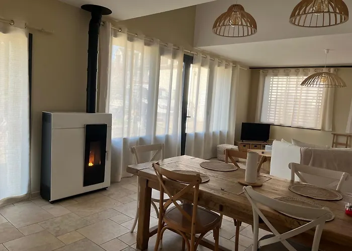 La Grange D'elise Hébergement de vacances *